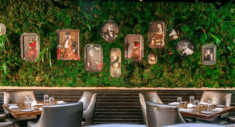 chicago's best restaurants.
